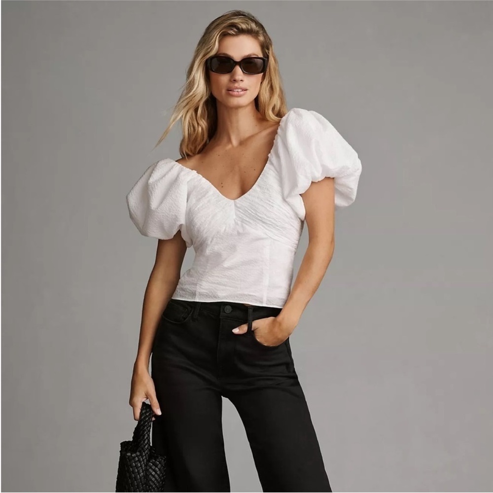 Elegant White Puff Sleeve Top